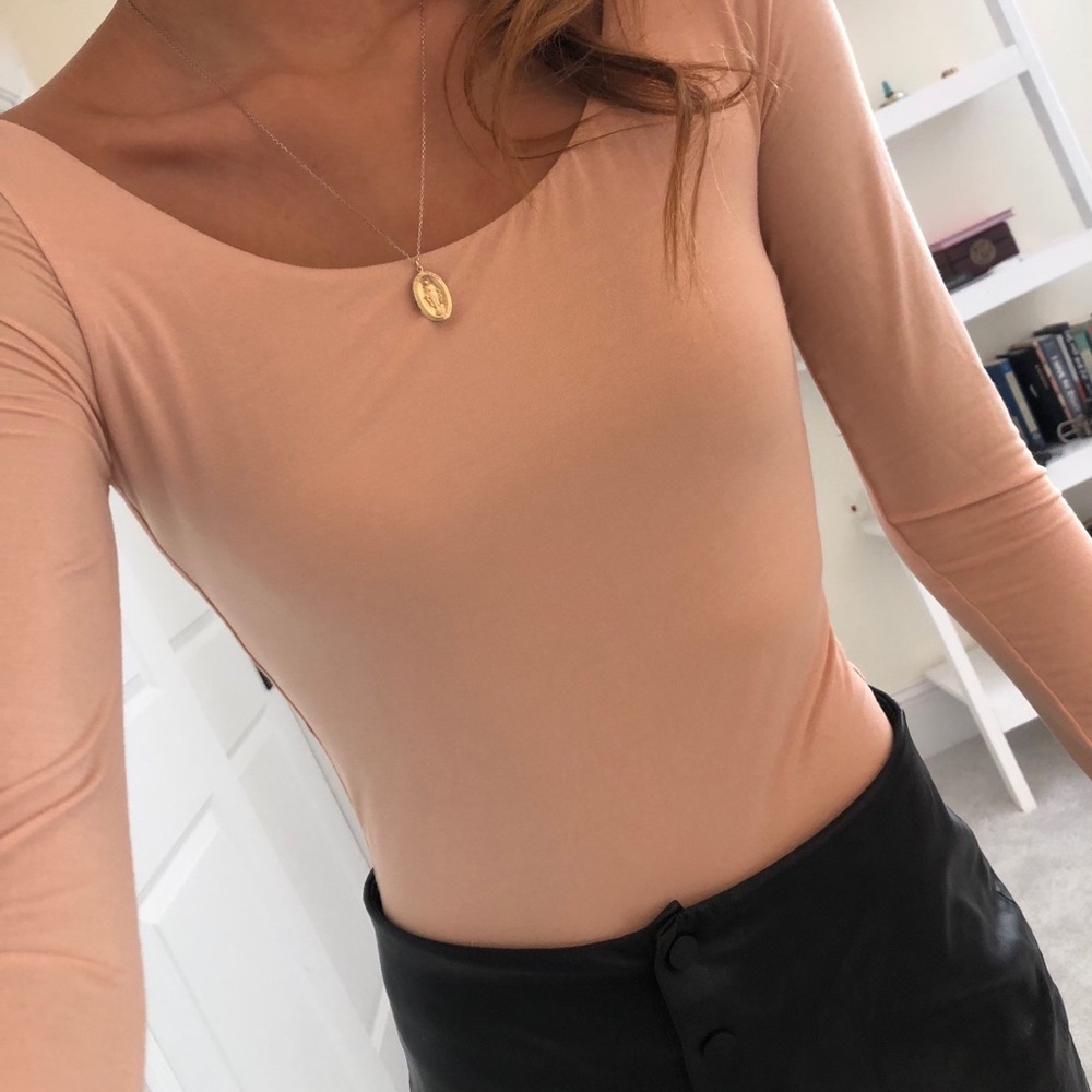 ARITZIA BODY SUIT